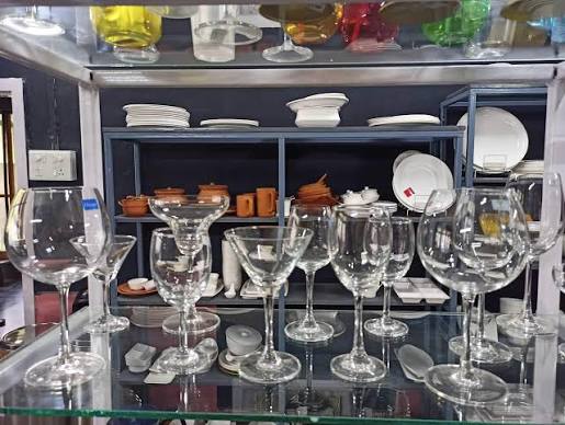 Premium Crockery